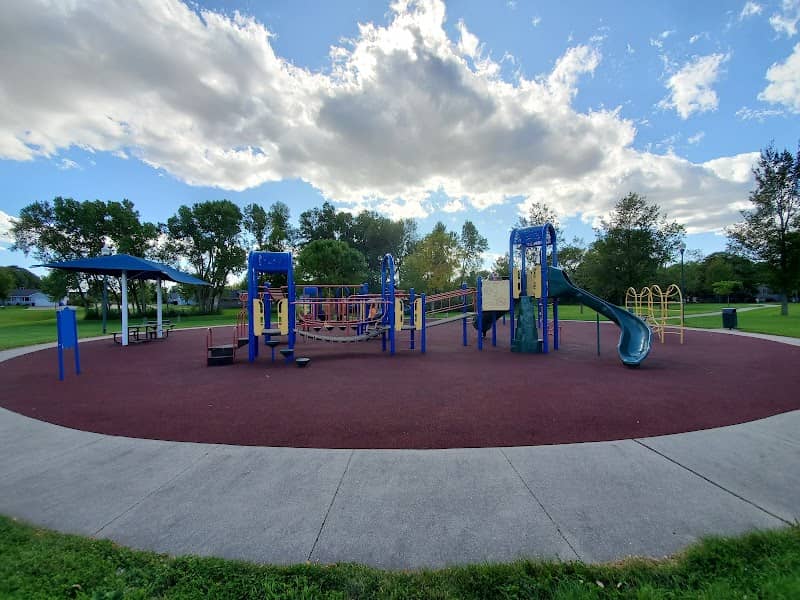 Derks Park - Image 3