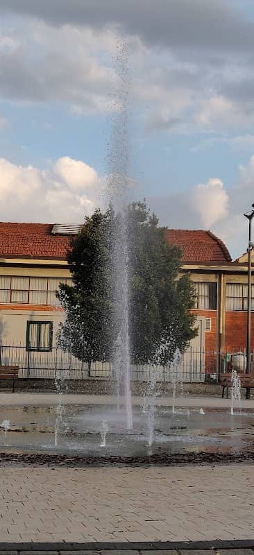 Piazza con Fontana - Image 2