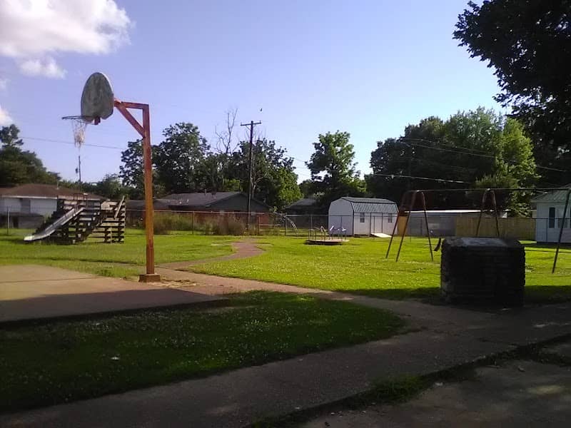Hines Park - Image 1