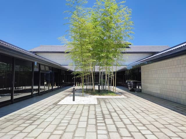 Mino Ceramic Art Museum - Image 1