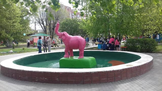 Children's Park - Image 1