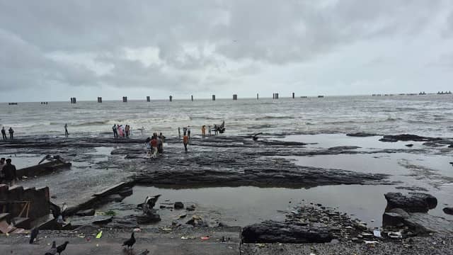 Bandra Sea View - Image 2