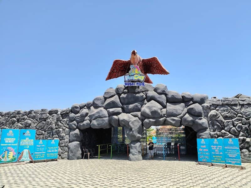 Fun City Water Park - Image 1