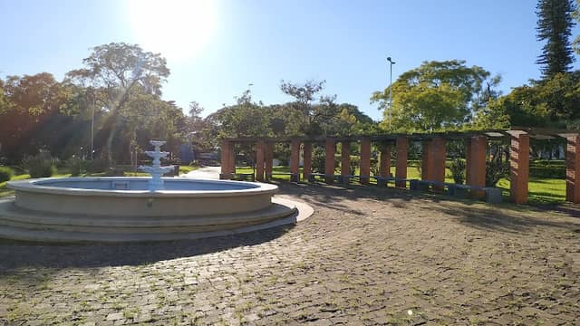 Praça Reneu Geraldino Mertz - Image 1
