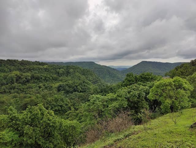 Mountain view - Image 1
