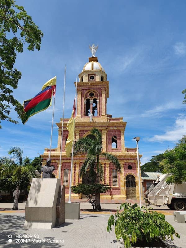 Alvarado Tolima Main Park - Image 1
