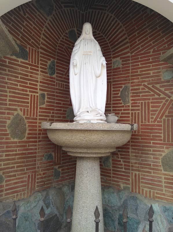 Plaza de la Virgen - Image 1