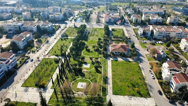 Park - Image 1