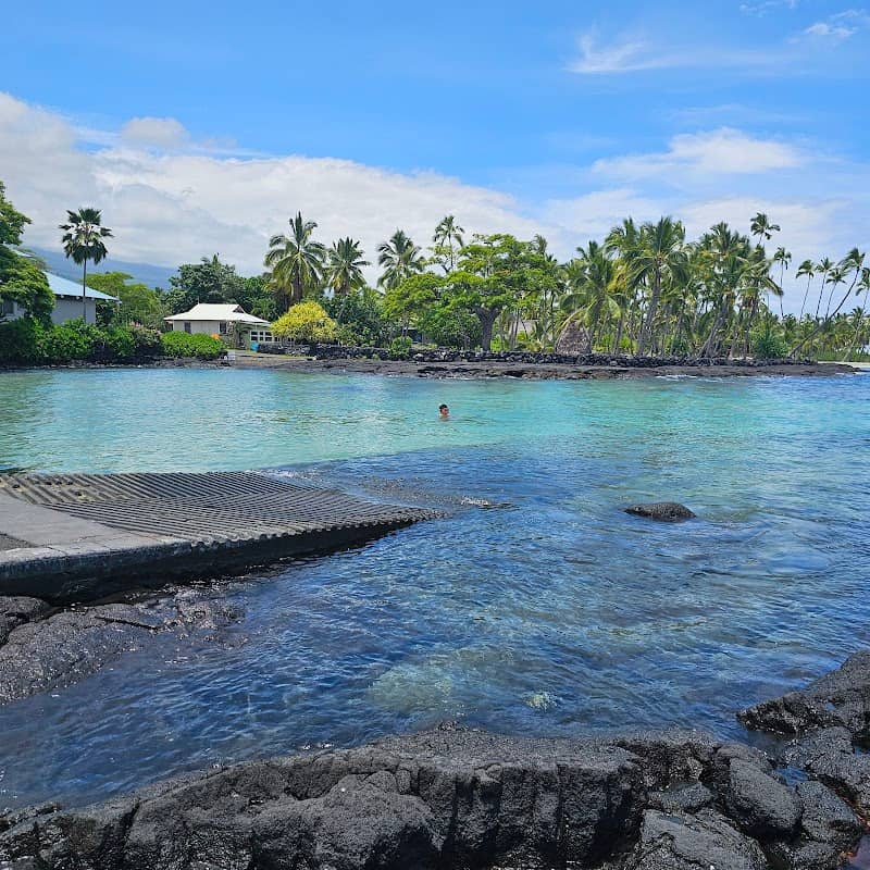 Honaunau Bay - Image 1