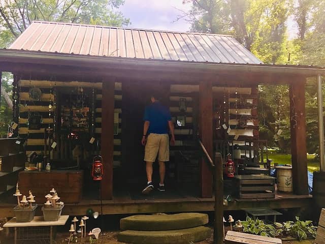 The Log Cabin Gallery - Image 2