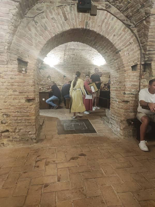 Taverna de "La Rocca" (Terziere Borgo Dentro) - Image 1