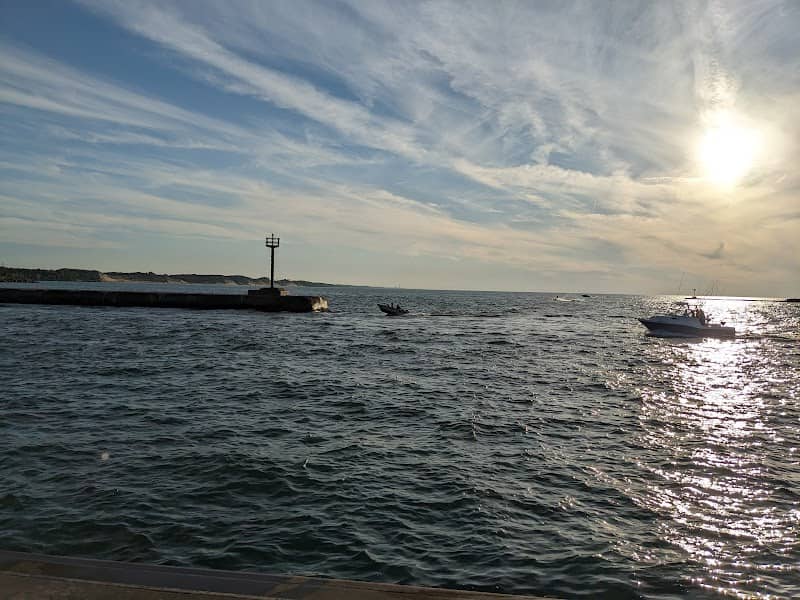 Michigan City East Pierhead Lighthouse - Image 3