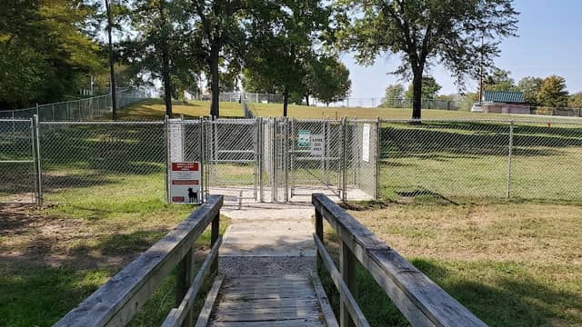 Harrisonville Dog Park - Image 1