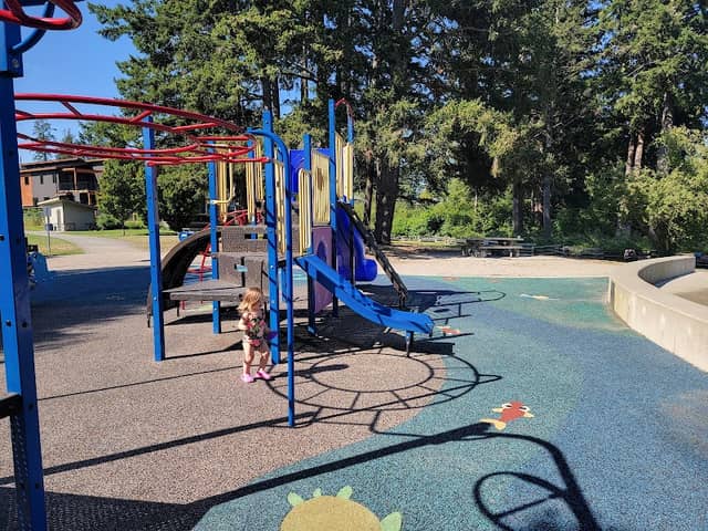 Glen Lake Park - Image 1