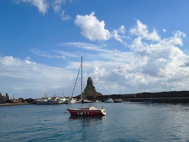 Faraglione della Madonna Acitrezza - Image 1