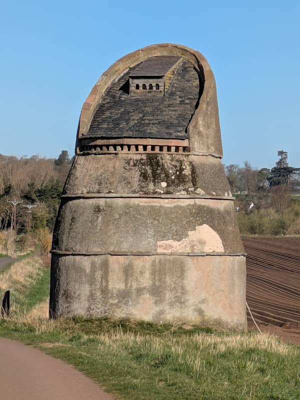 Phantassie Doocot - Image 1