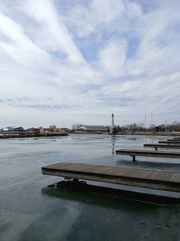 Lakeshore Park - Image 1