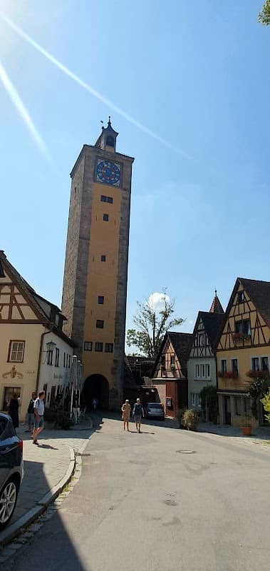 Spielplatz - Auf der Höhe - Image 1