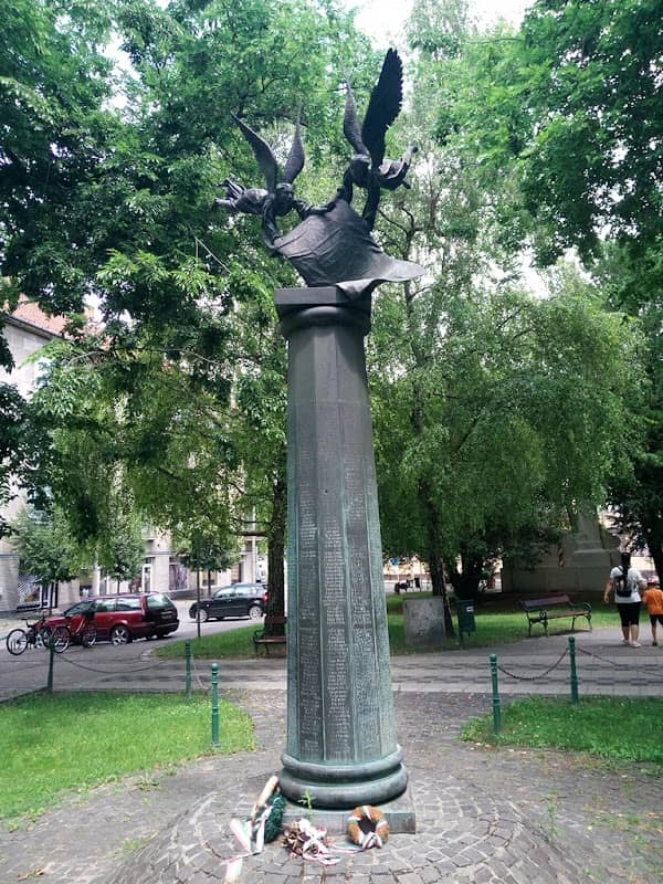 II. világháborús emlékmű - Image 2