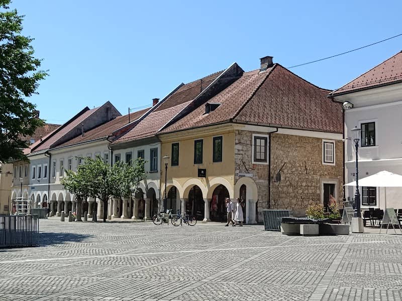Kettejev vodnjak - Image 2