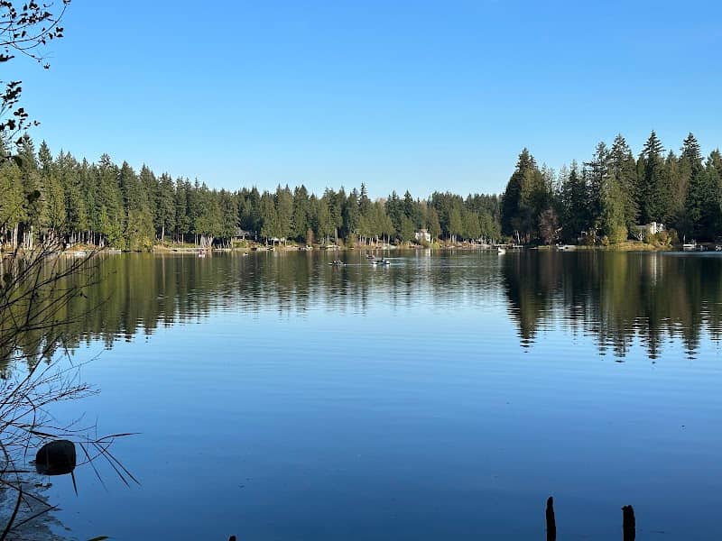 Beaver Lake Park - Image 1