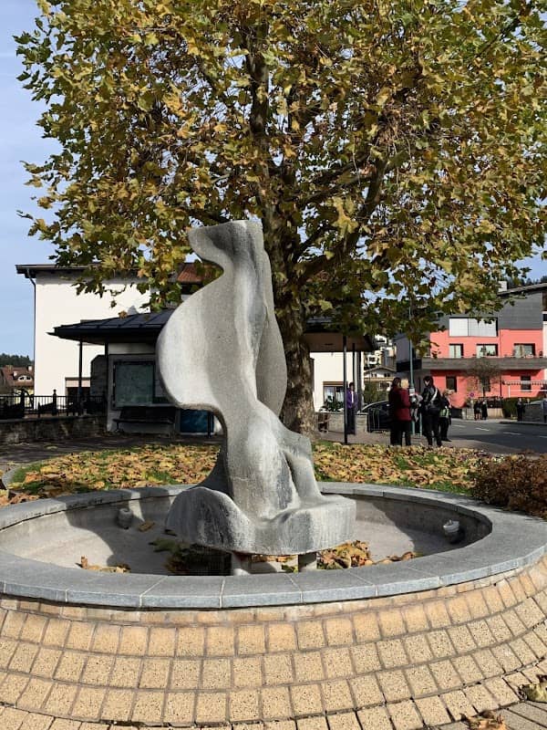 Dorfbrunnen - Image 1