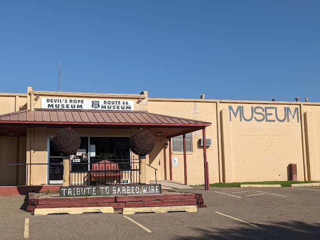 Murals of McLean - Image 2
