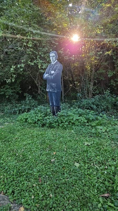 Kulturpfad Hirm: Friedenspark - Image 1