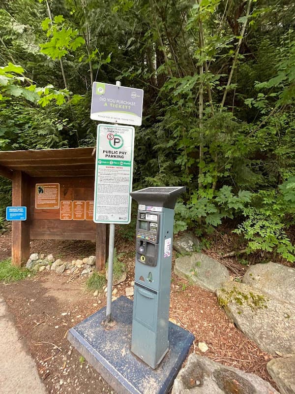 Sunset Trailhead Public Pay Parking - Image 1
