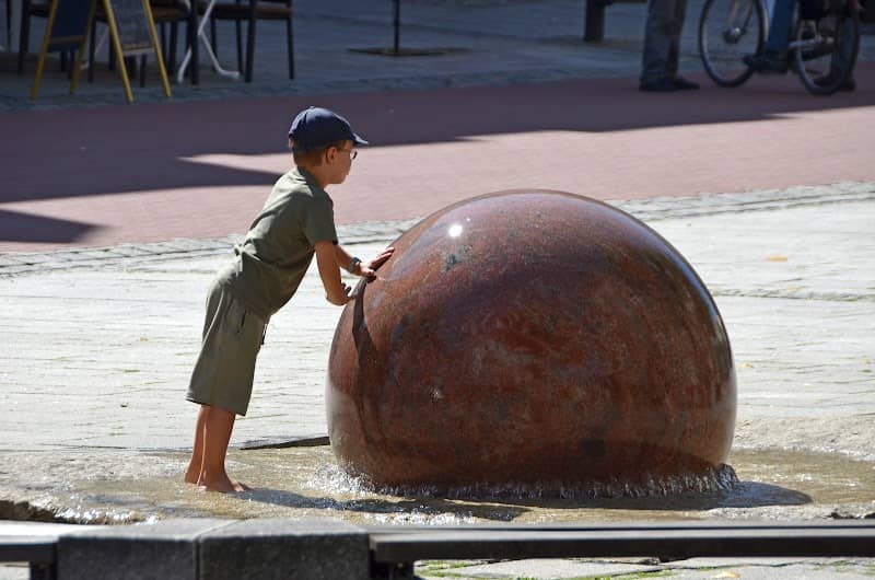 Kugelbrunnen - Image 1