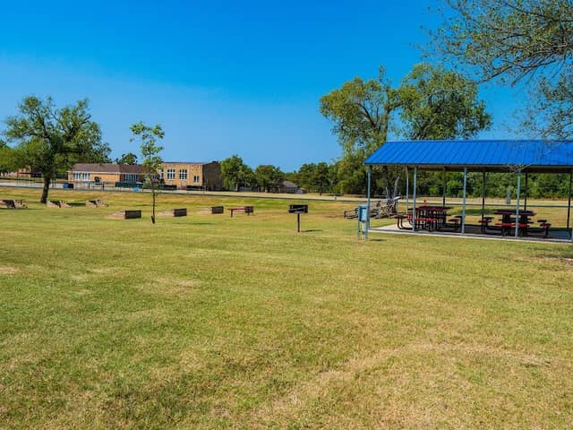 Pirau Park - Image 2