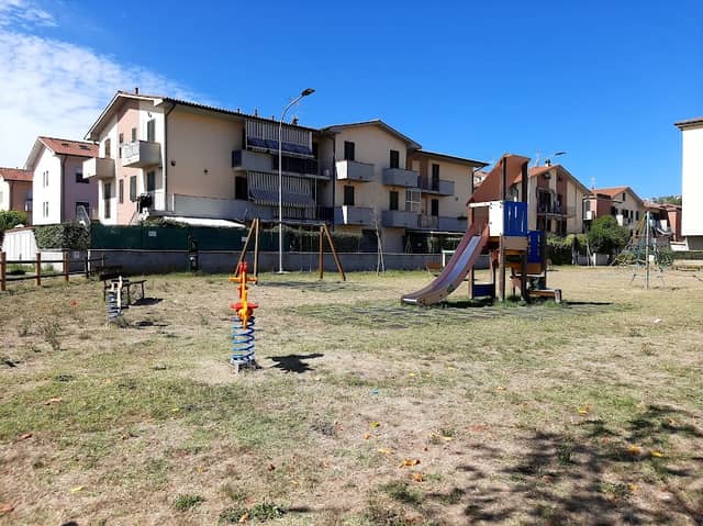 luogo pubblico - Image 2