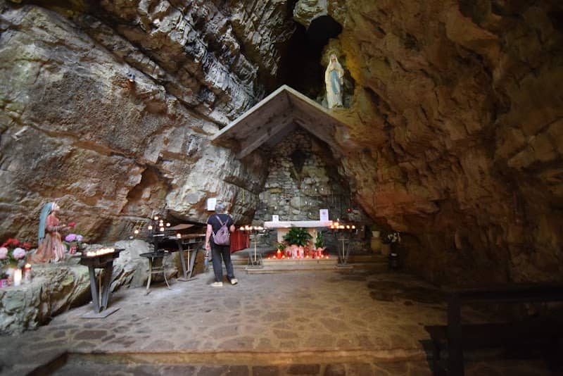 Santuario Grotta di Lourdes - Image 2