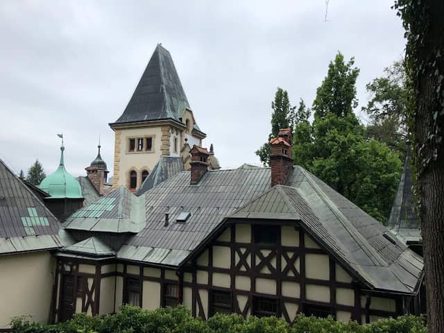 Liebieg Manor - Image 2