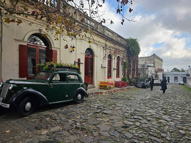 Photo Spot (Vintage Car) - Image 2