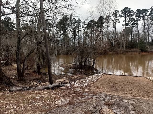 Etoile Park public boat ramp - Image 2