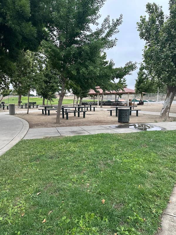 San Antonio Park - Image 1