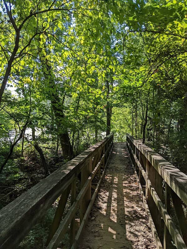 Harrisonville City Park Omega Hiking Trails - Image 2