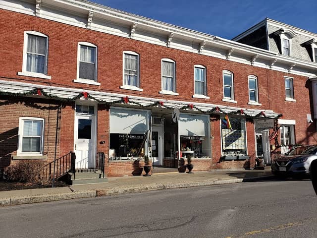 Red Hook - Image 1