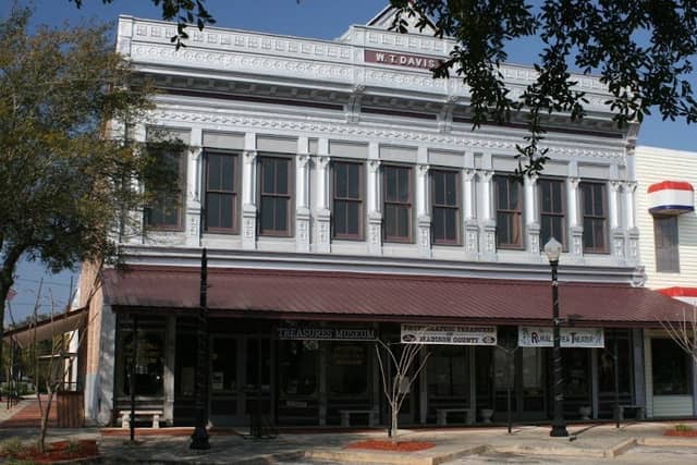 Treasures of Madison County Museum - Image 1