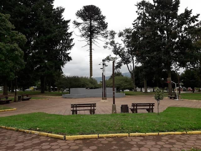 Plaza Blas Reyes - Image 1