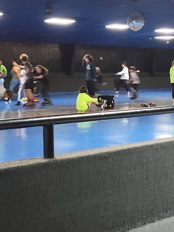 Skater's Paradise - Image 2
