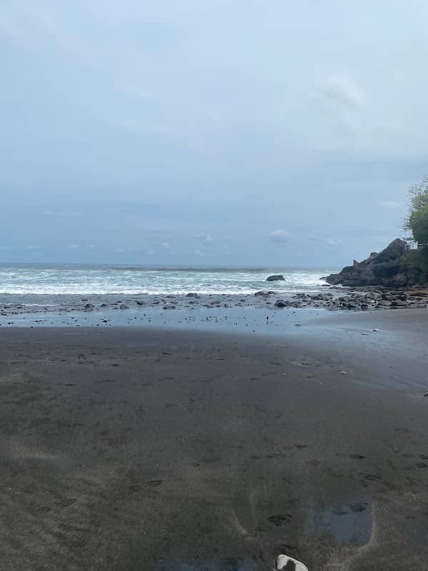 Playa privada La Leona - Image 1