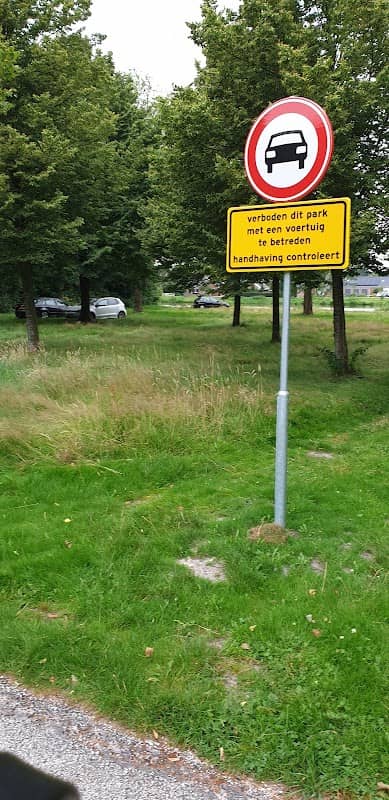 Dierenweide Manegelaan - Image 1