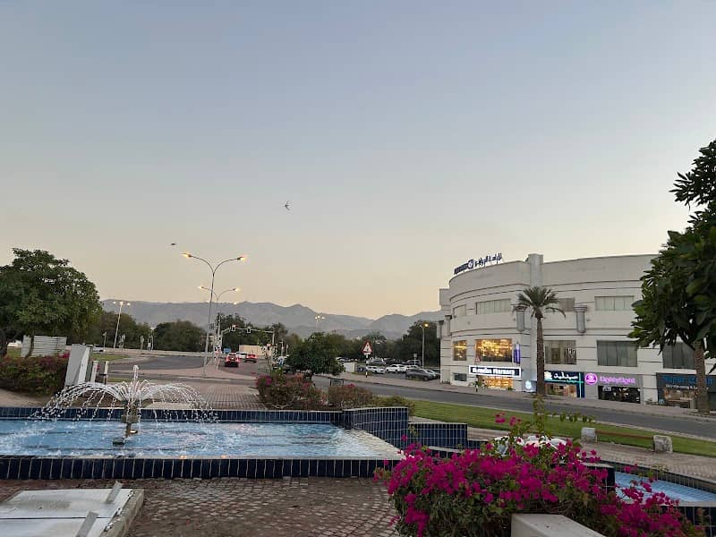دوار الصاروج Al-Sarouj roundabout - Image 1