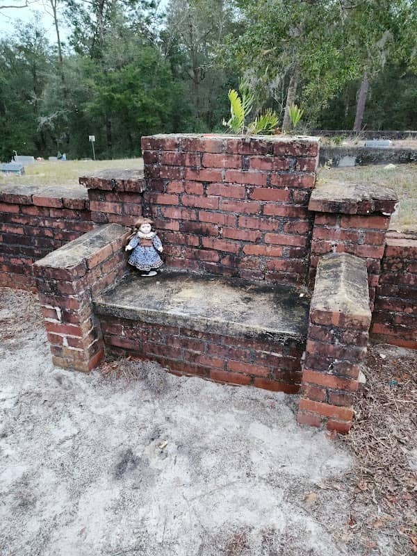 Devils Chair - Image 2