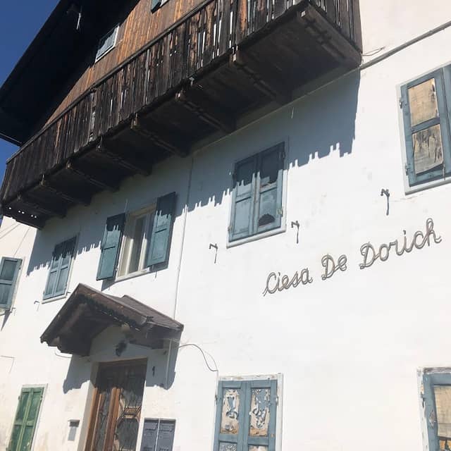 Ciesa de dorich - Image 1