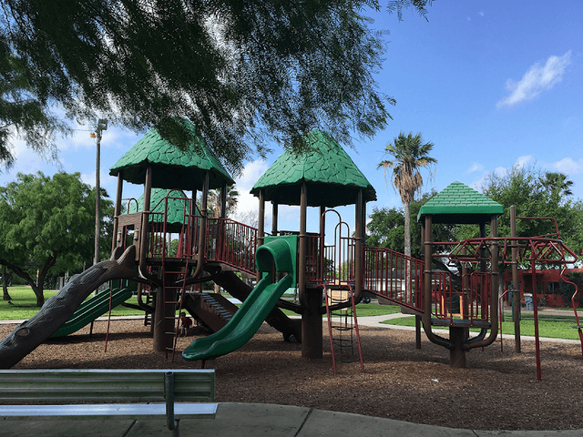El Cenizo Park - Image 1