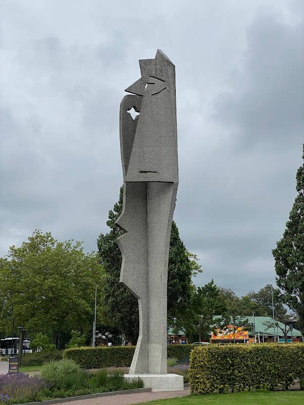 Picasso park - Image 1