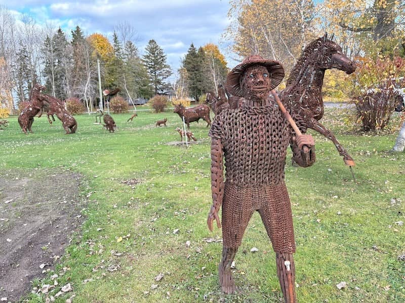 Minnetoska Point Sculptures - Image 2